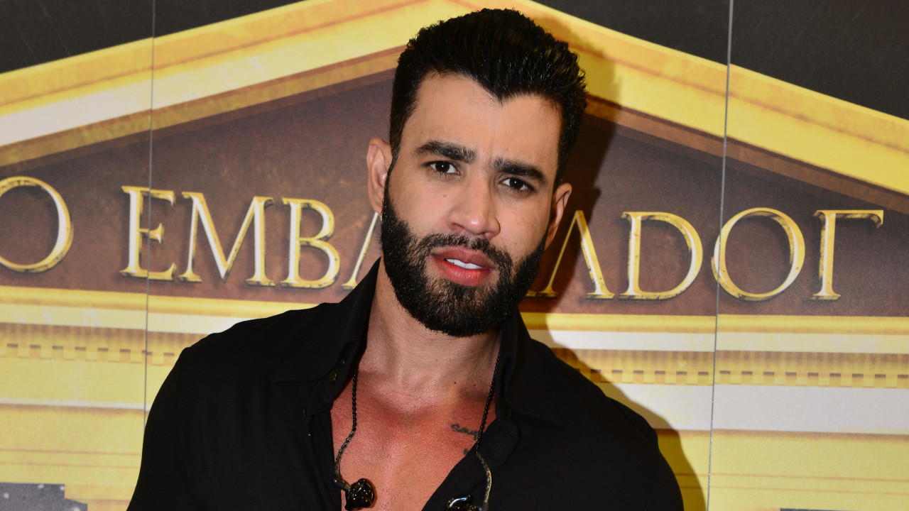 Gusttavo Lima confirma especial de Natal no SBT