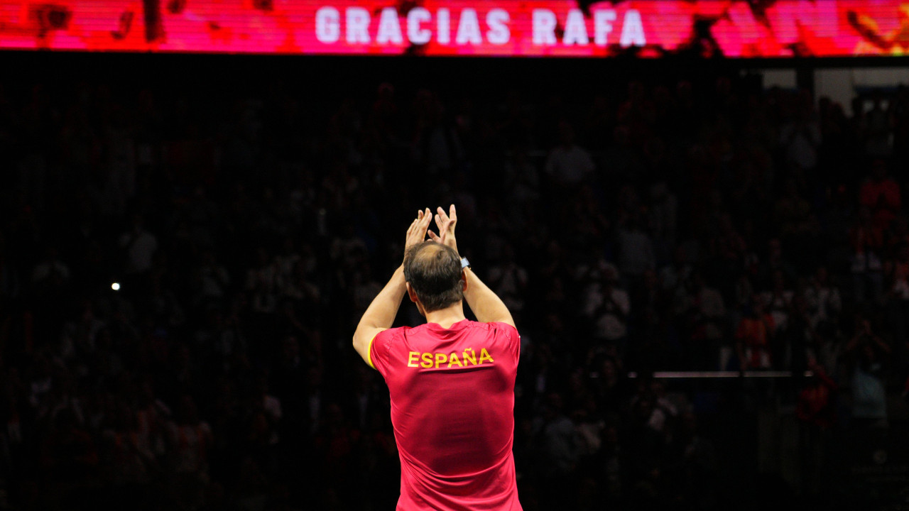 Imagens emocionantes: Rafael Nadal se despede do tênis na Copa Davis