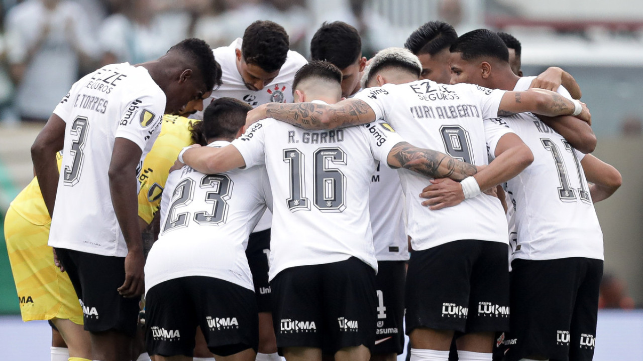 Corinthians mira vitória sobre Cruzeiro para dar fim ao risco de Z-4 e sonhar com Libertadores