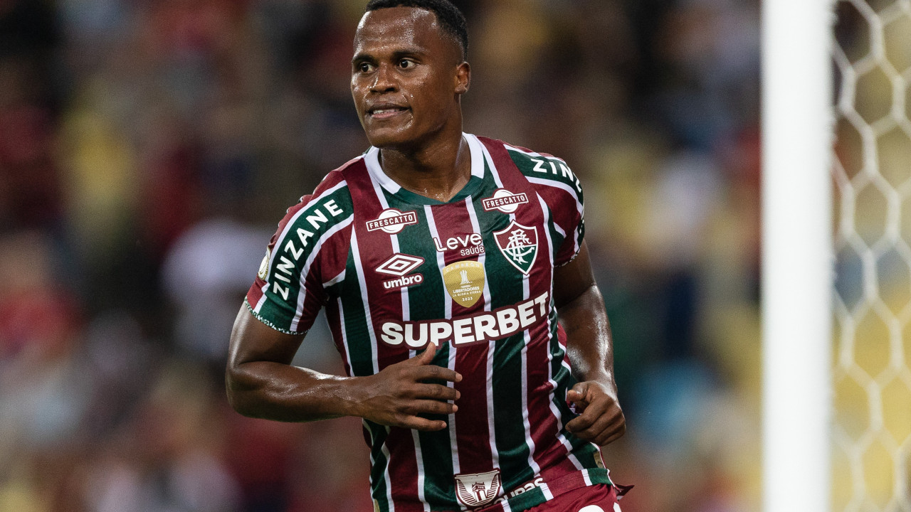 Fluminense faz confronto direto com o Criciúma por permanência no Brasileirão