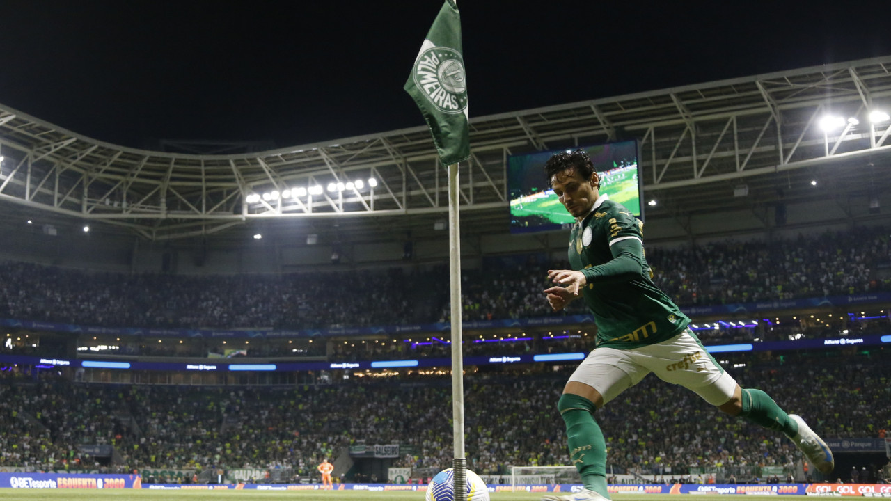 Abel é chamado de burro pela torcida do Palmeiras