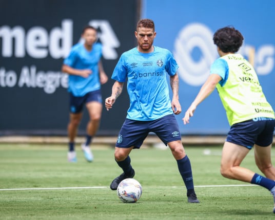 Grêmio visita o Monsoon na expectativa por estreia de peso no meio-campo