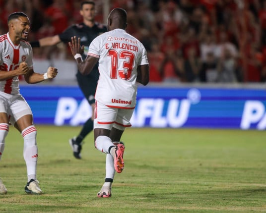 Inter vence o São Luiz, se garante na semi e assume a liderança geral do Gauchão