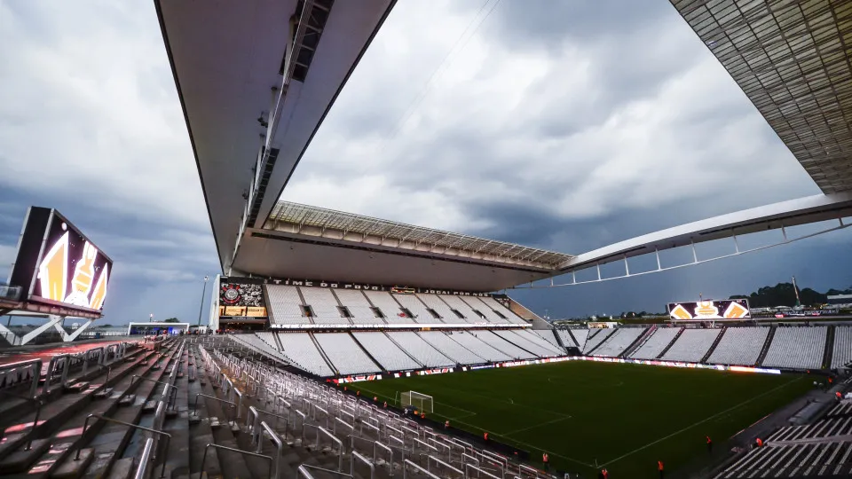 Estádio do Corinthians aumenta público, mas segue fora do top 10 do Brasil