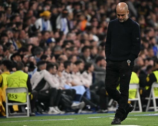 Guardiola admite 'fim de ciclo' no City após queda na precoce Champions